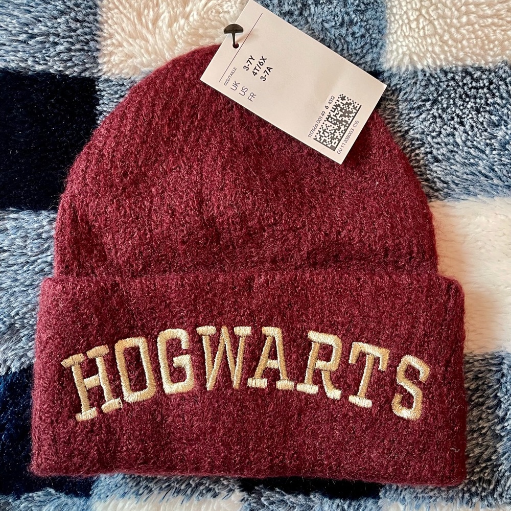 H&M x Wizarding World embroidered beanie - size 4T-6x